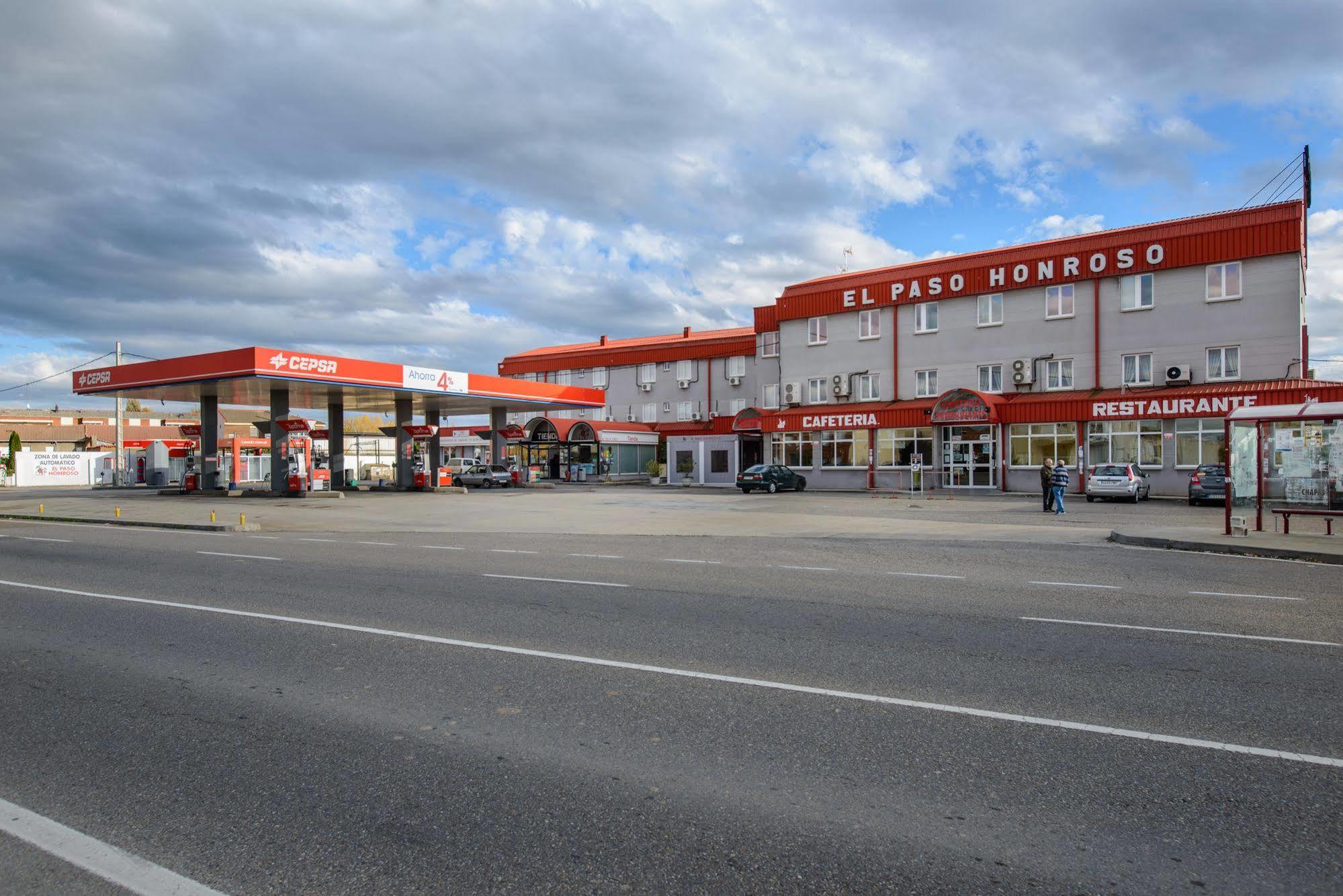 Hotel El Paso Honroso Hospital de Orbigo Luaran gambar