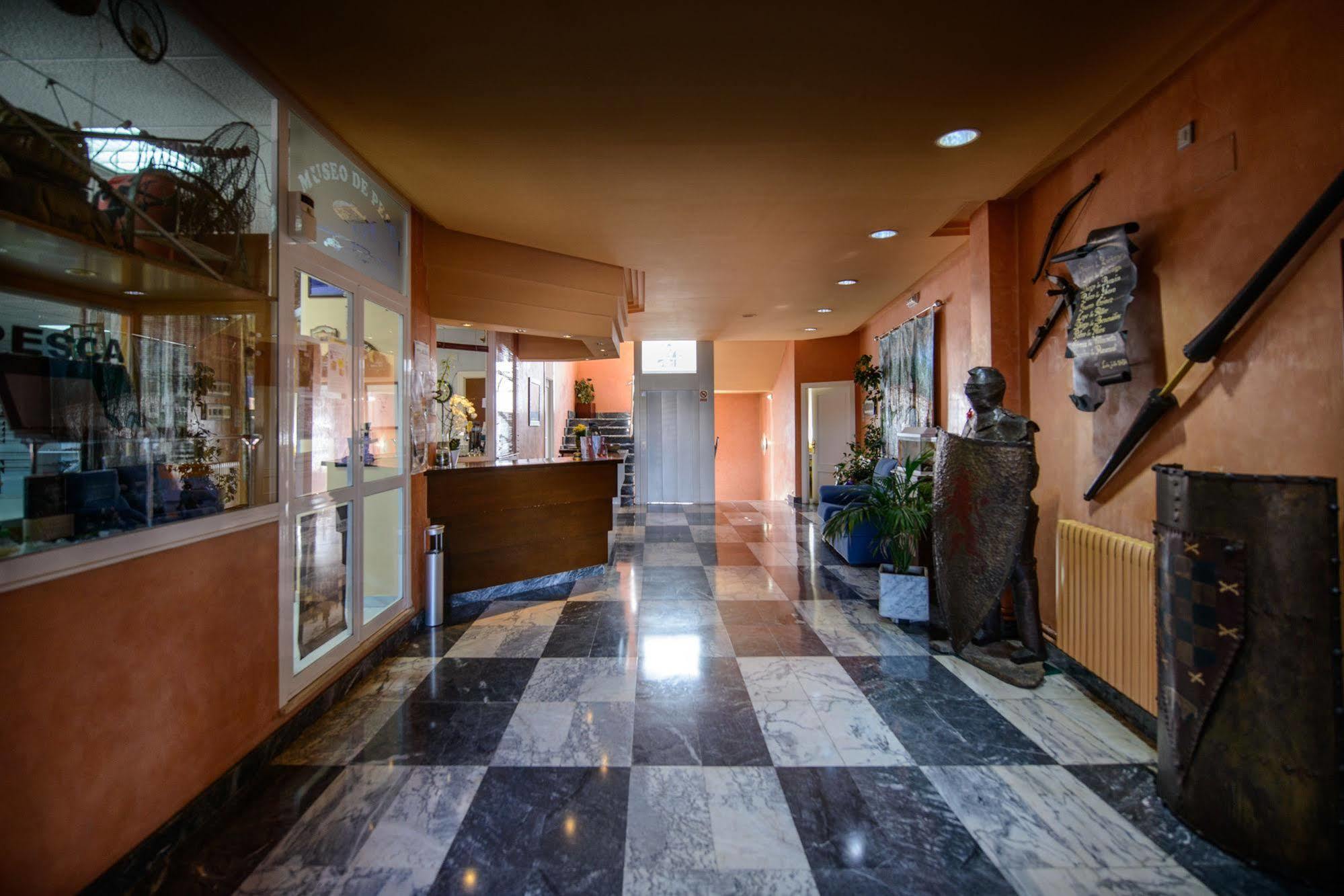 Hotel El Paso Honroso Hospital de Orbigo Luaran gambar
