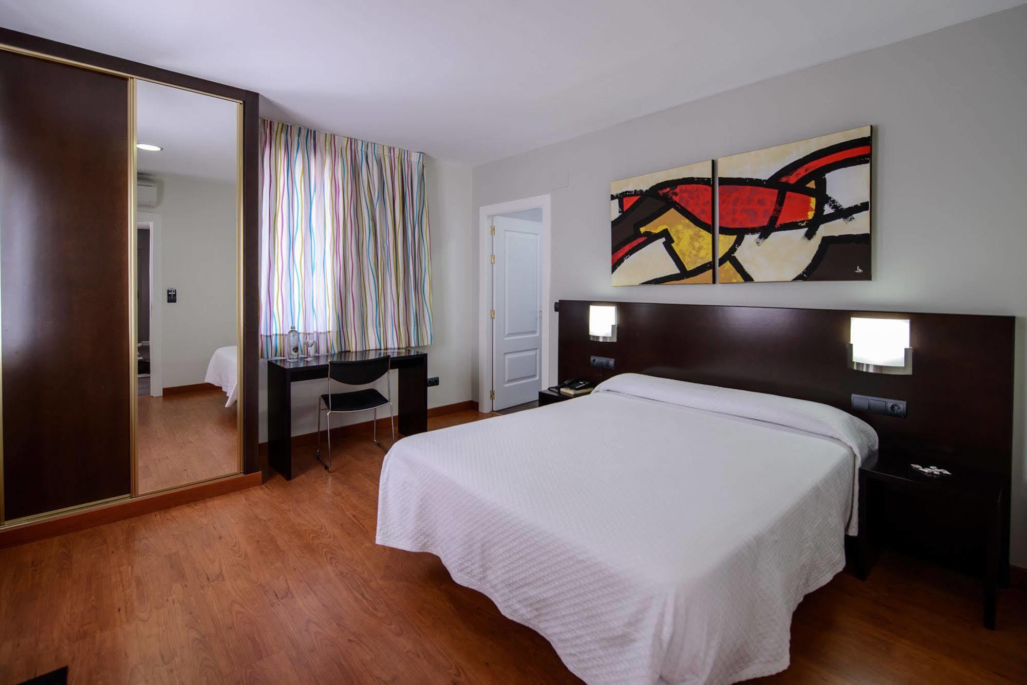 Hotel El Paso Honroso Hospital de Orbigo Luaran gambar